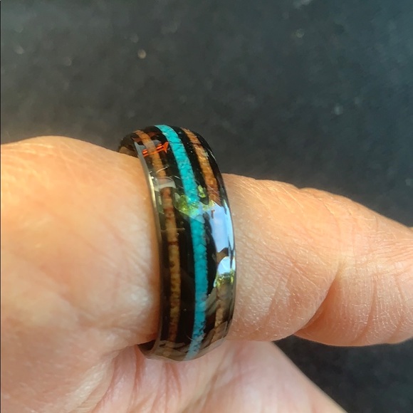 8mm Wood & Crushed Turquoise Tungsten Wedding band - Picture 9 of 12